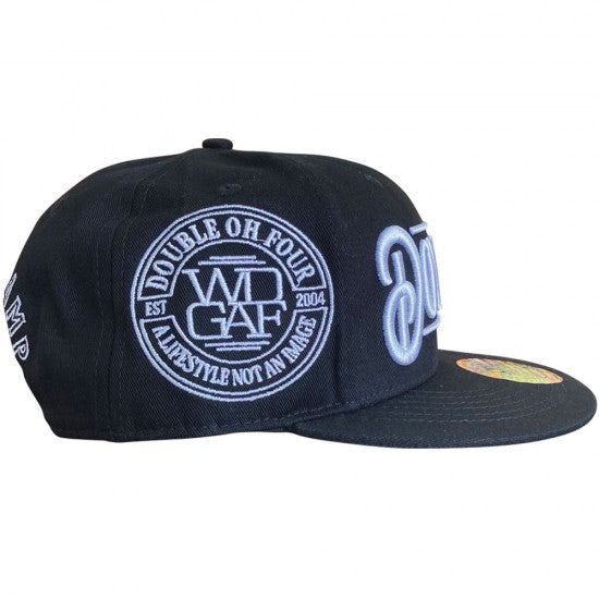 DOUBLE 04 SNAPBACK CAP